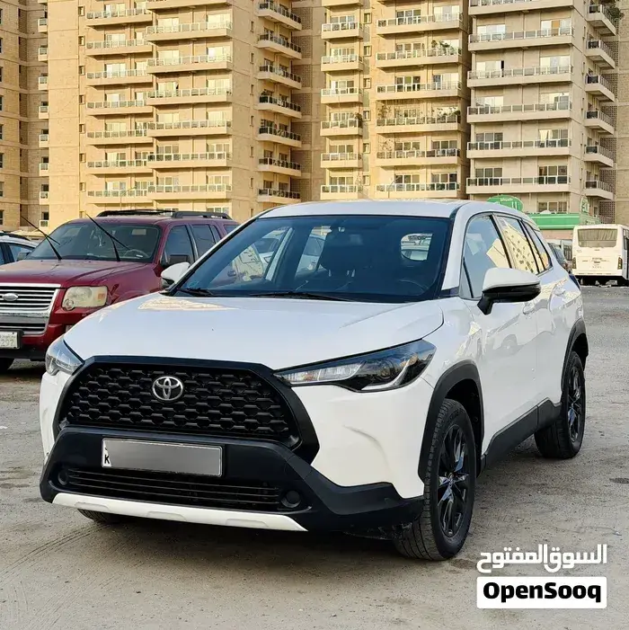 Toyota Corolla Cross 2023 photo 2
