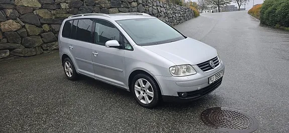Volkswagen Touran 2005 photo 3