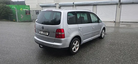Volkswagen Touran 2005 photo 5