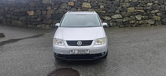 Volkswagen Touran 2005 photo 2