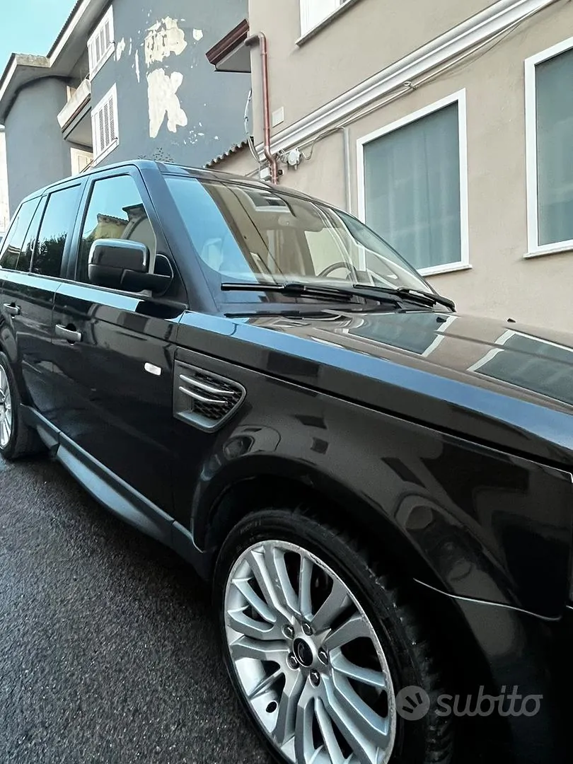 Land Rover Range Rover Sport 2010 photo 5