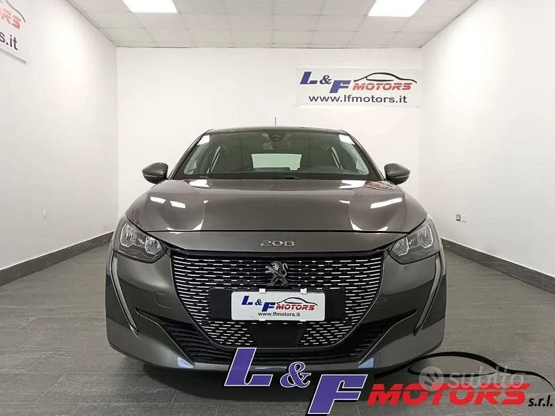 Peugeot 208 2019 photo 3