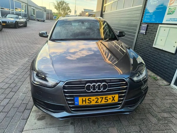 Audi A4 Avant 2015 photo 2