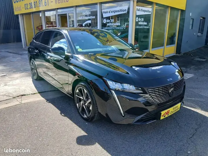 Peugeot 308 2023 photo 3
