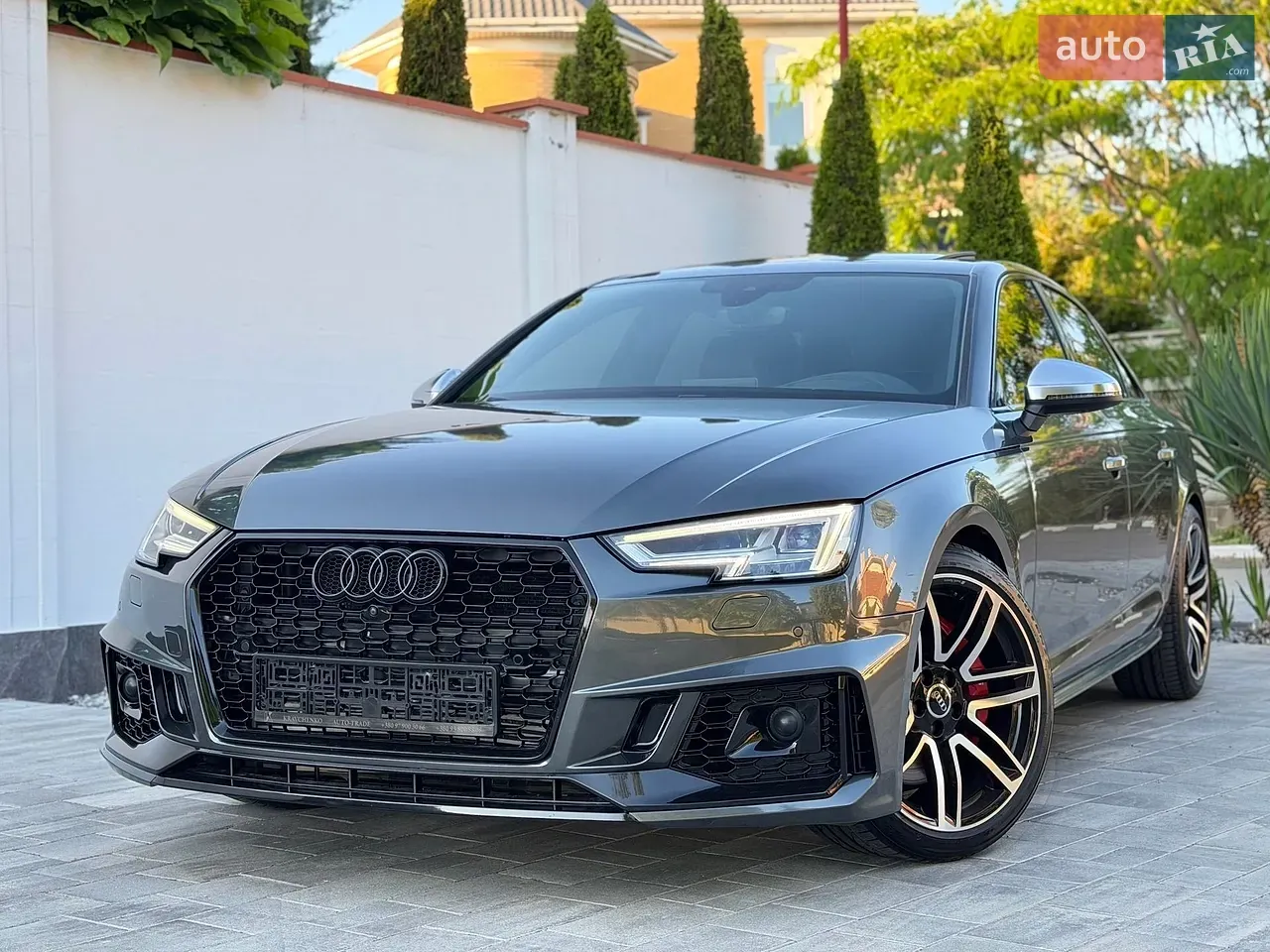 Audi S4 2019 photo 2