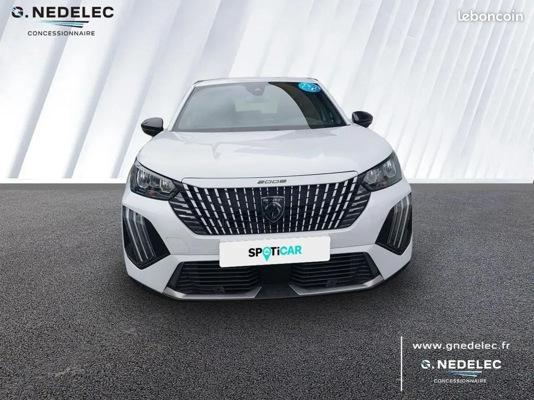 Peugeot 2008 2024 photo 2