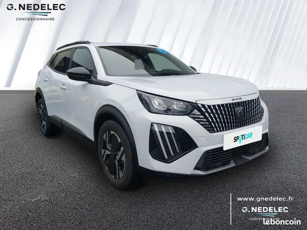 Peugeot 2008 2024 photo 3