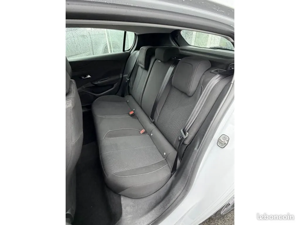 Peugeot 308 2023 photo 5