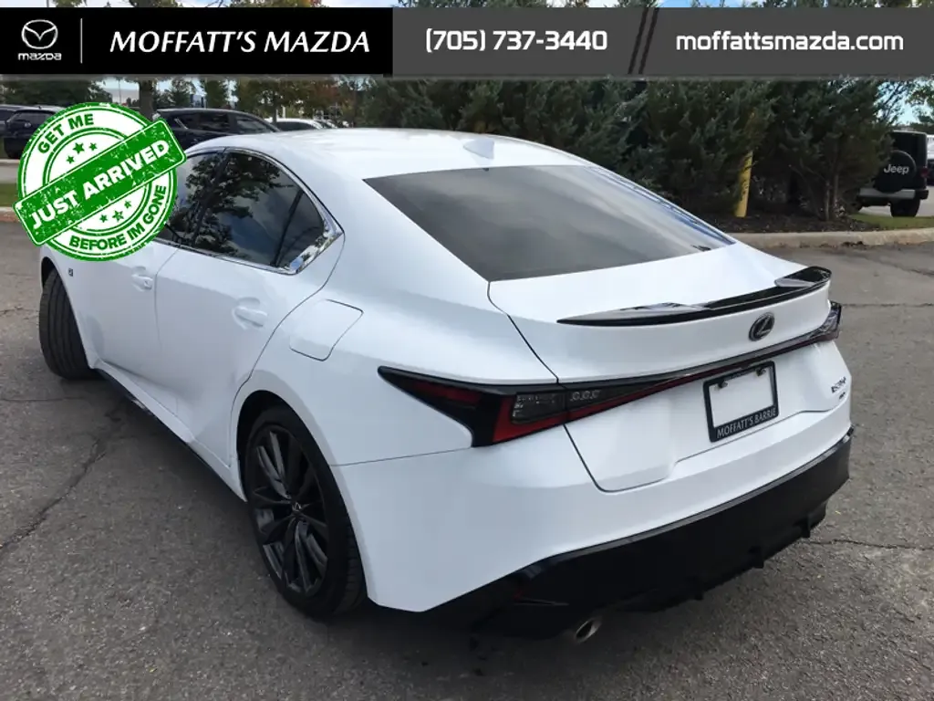 Lexus Is 2023 photo 3