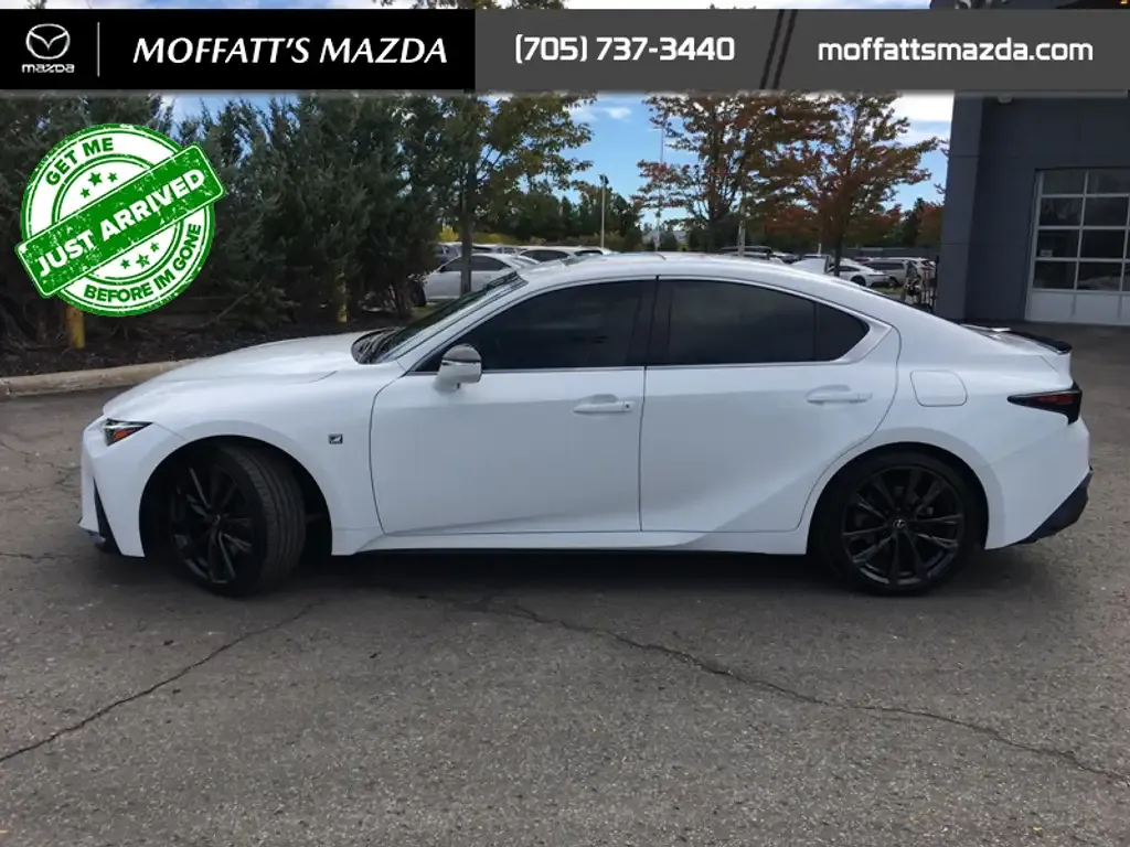 Lexus Is 2023 photo 2