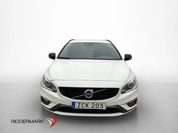 Volvo V60 2018 photo 2