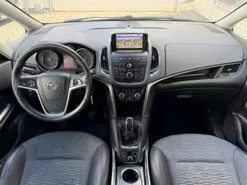 Opel Zafira 2012 photo 2