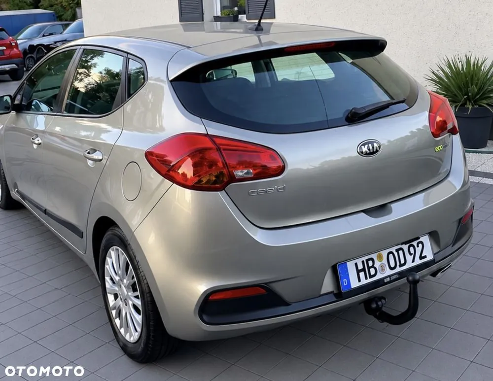 Kia Ceed 2013 photo 5