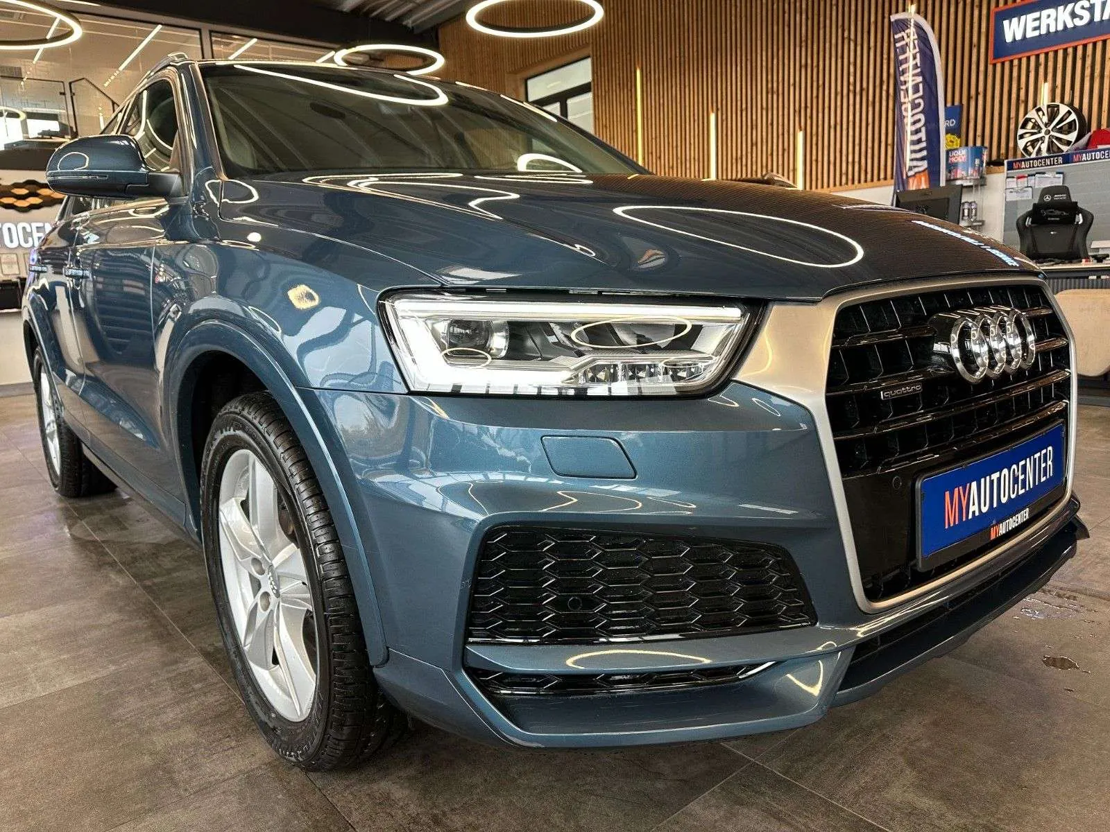 Audi Q3 2017 photo 3