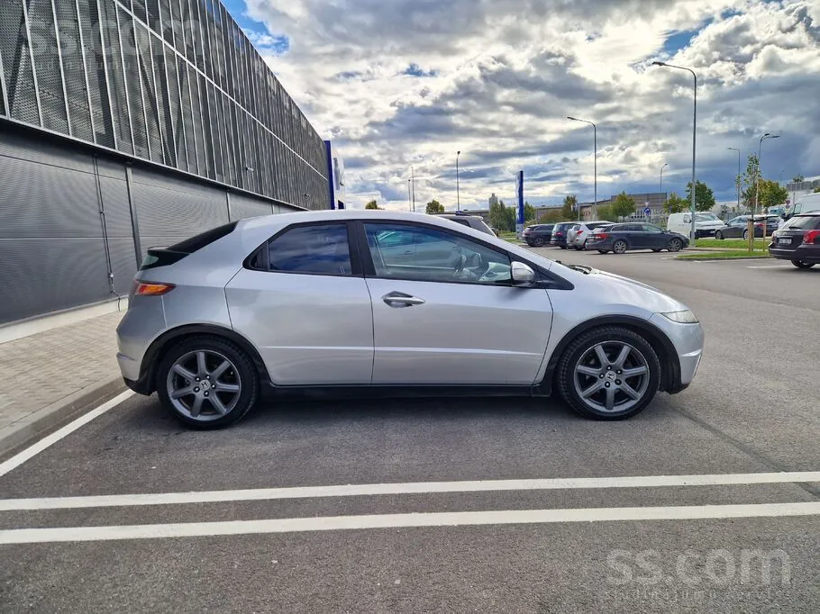 Honda Civic 2006 photo 3