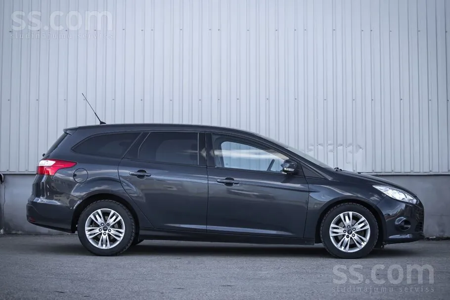 Ford Focus 2012 photo 5