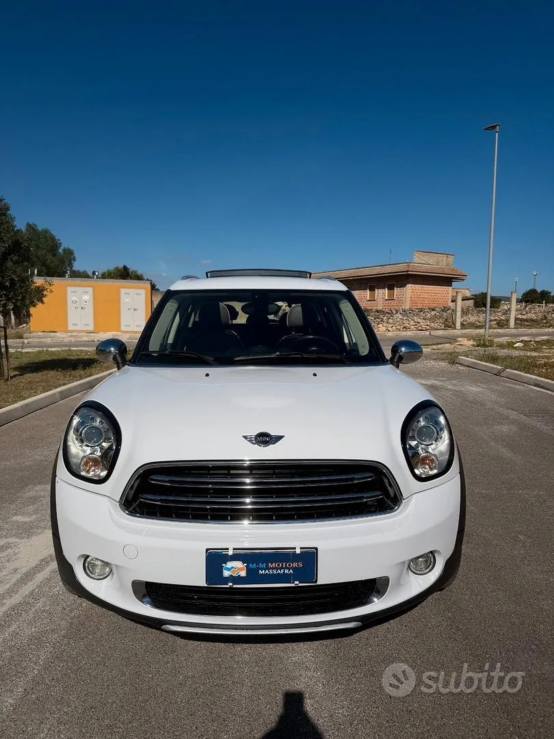 Mini Countryman 2015 photo 2