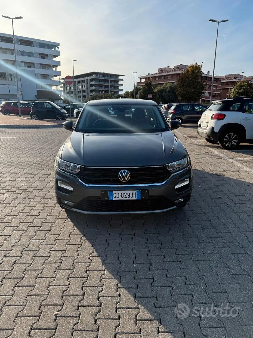 Volkswagen T-Roc 2021 photo 4