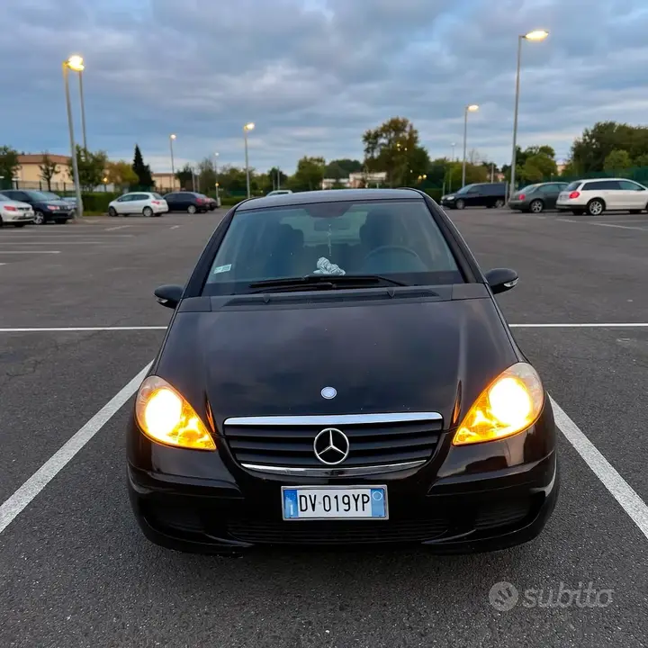 Mercedes-Benz A-Class 2009 photo 4