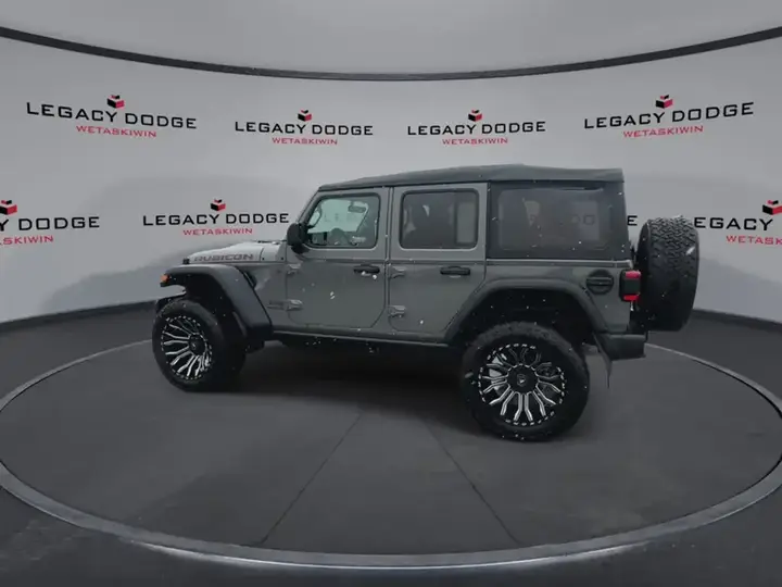 Jeep Wrangler 2023 photo 4