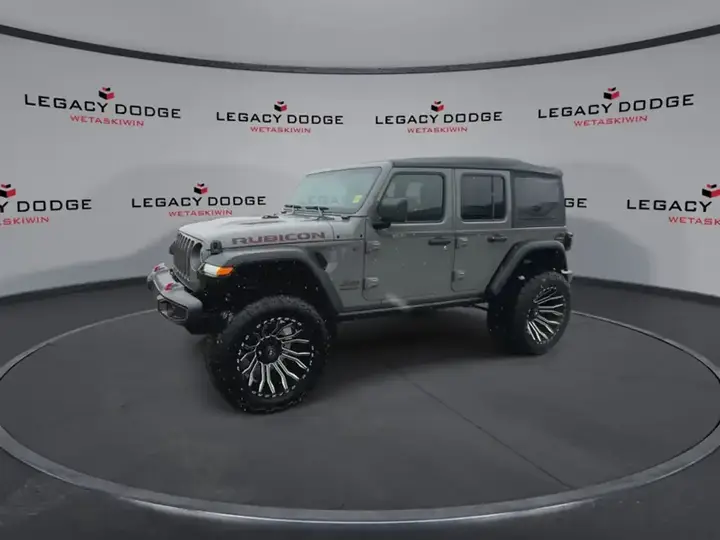 Jeep Wrangler 2023 photo 3