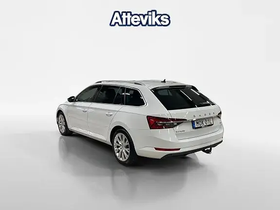 Skoda Superb 2023 photo 5