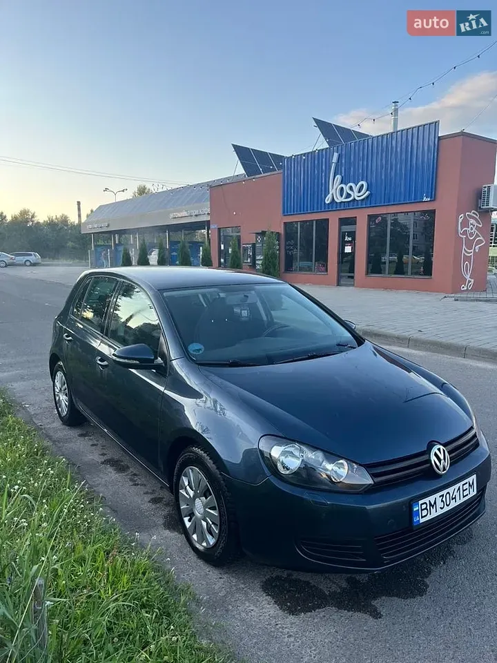 Volkswagen Golf 2010 photo 2