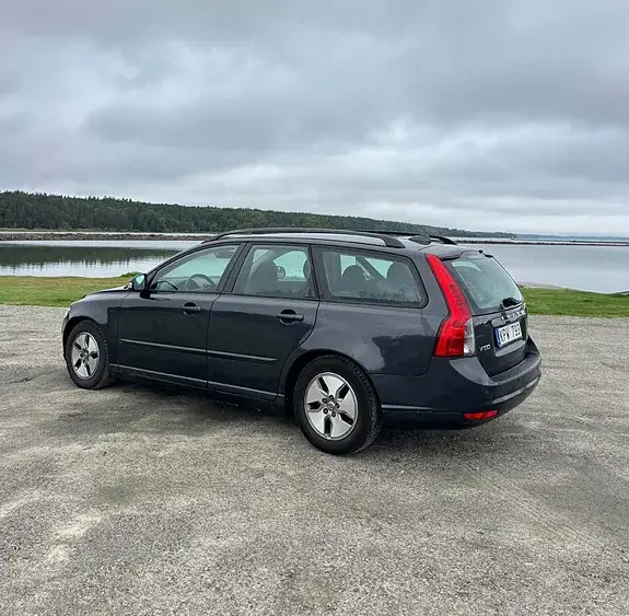 Volvo V50 2010 photo 3