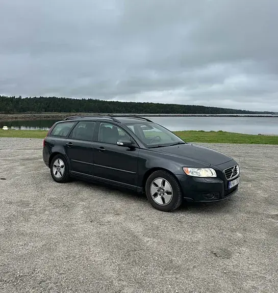 Volvo V50 2010 photo 5