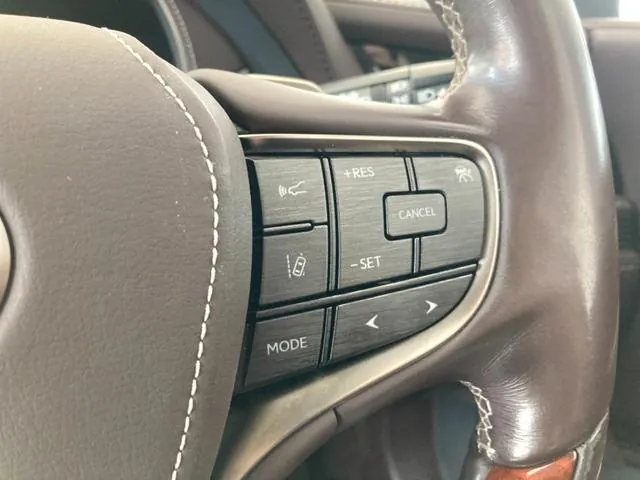Toyota Ls 500H 2018 photo 5