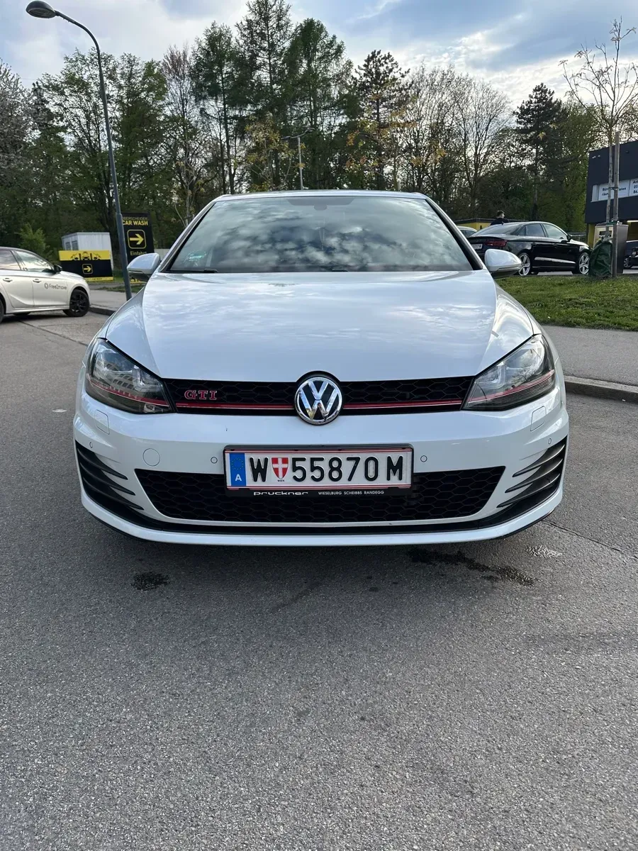 Volkswagen Golf 2015 photo 3