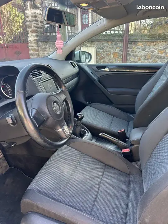 Volkswagen Golf 2009 photo 3