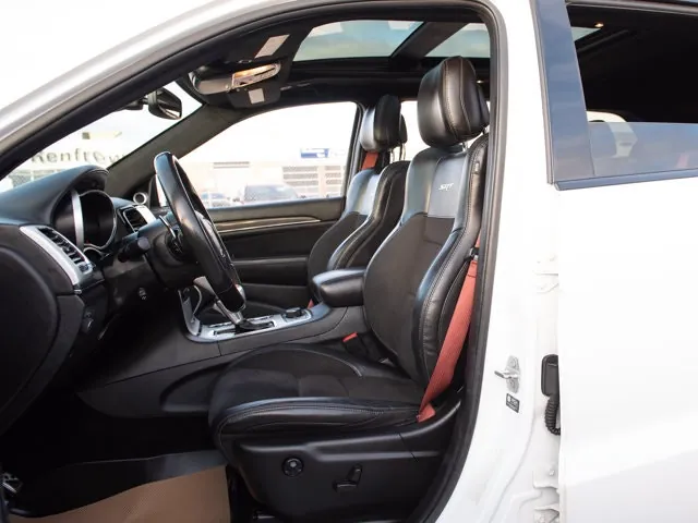 Jeep Grand Cherokee 2021 photo 3
