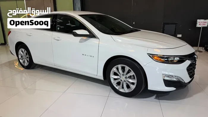Chevrolet Malibu 2024 photo 2