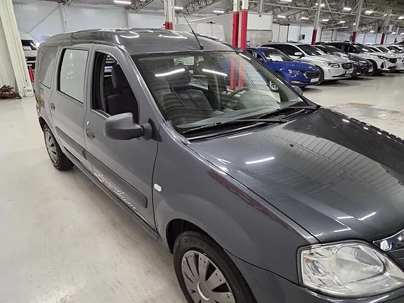 Dacia Logan 2011 photo 3