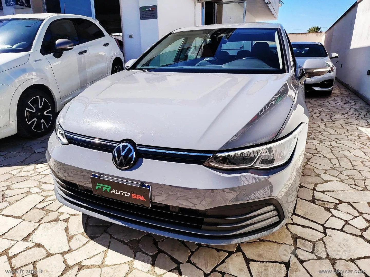 Volkswagen Golf 2022 photo 2