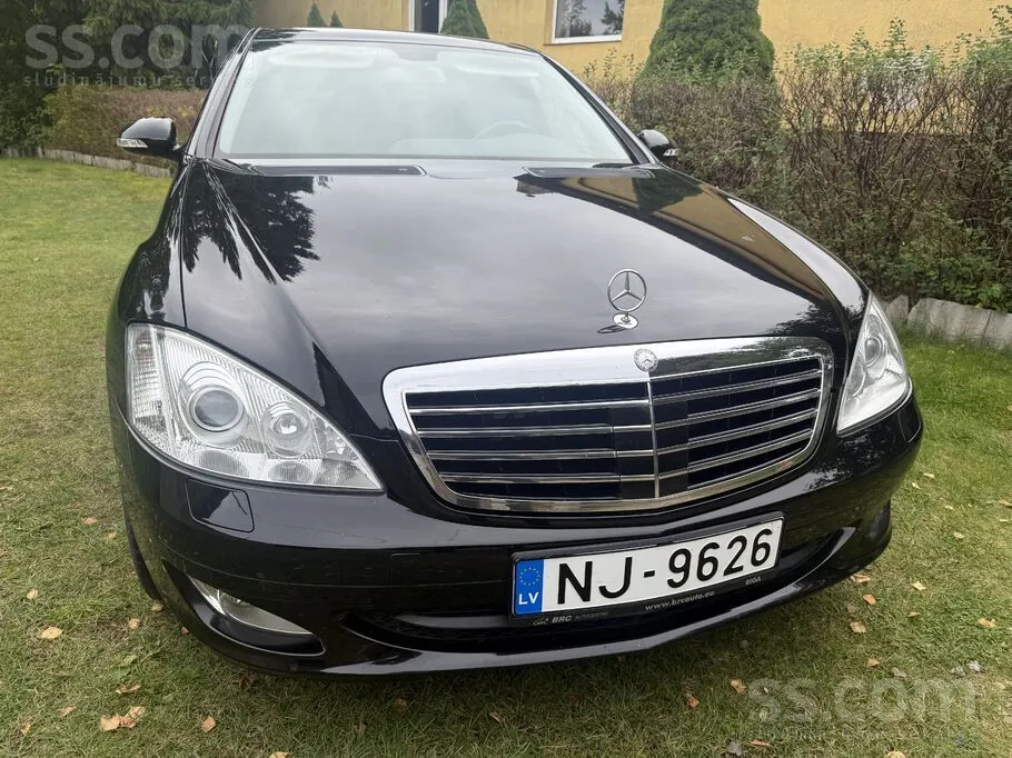 Mercedes-Benz S320