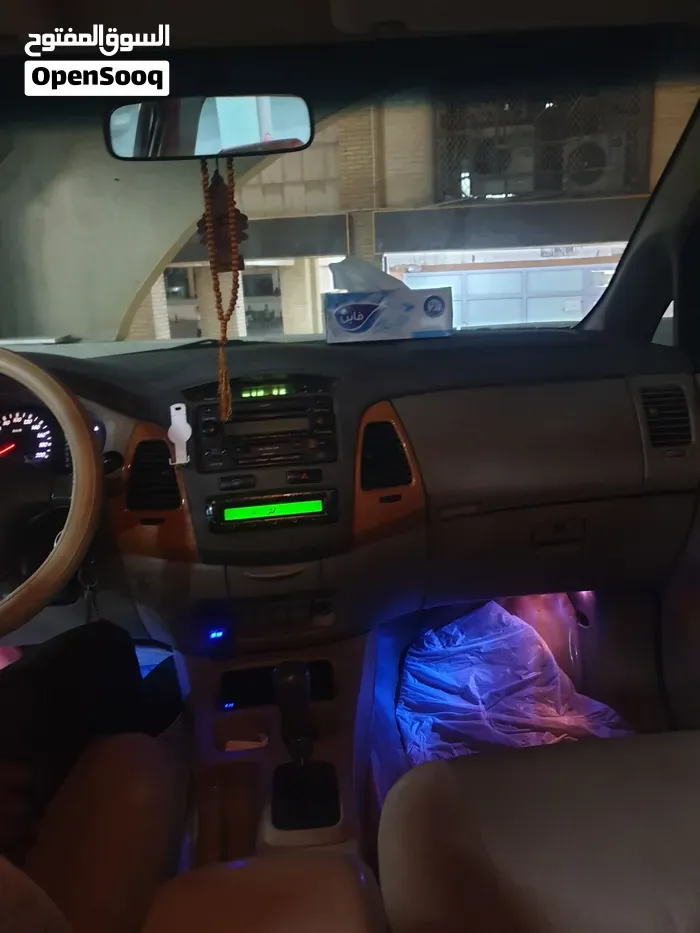 Toyota Innova 2010 photo 4