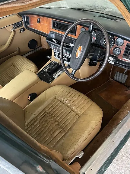 Jaguar Xj6 1977 photo 2