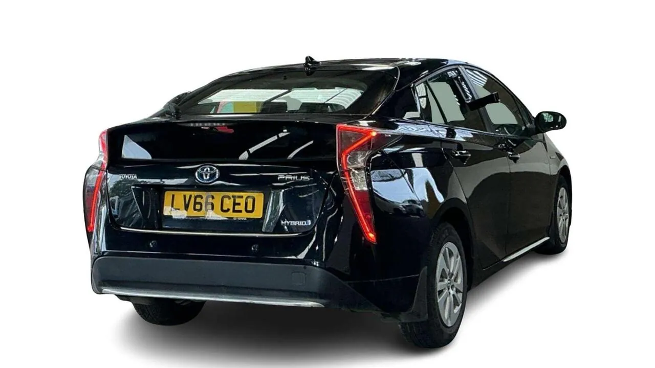 Toyota Prius 2016 photo 3