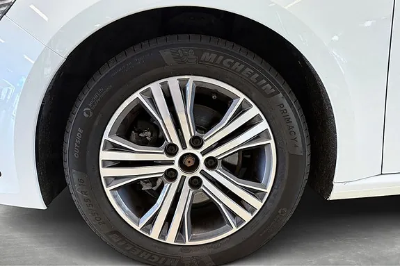 Renault Megane E-Tech 2021 photo 5