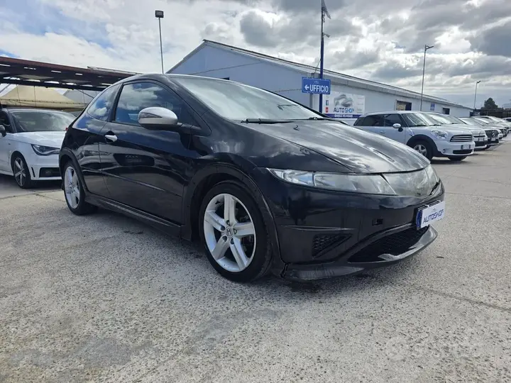 Honda Civic 2010 photo 3