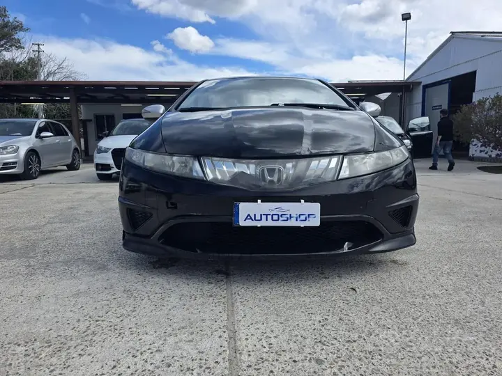 Honda Civic 2010 photo 2