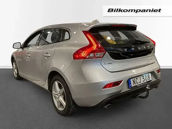 Volvo V40 2016 photo 2