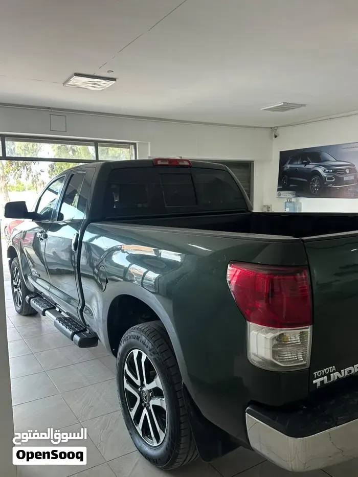 Toyota Tundra 2012 photo 2