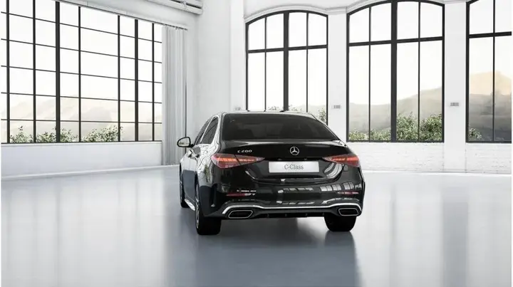 Mercedes-Benz C-Class photo 4