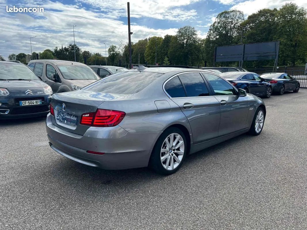 BMW 5 Series 2010 photo 5