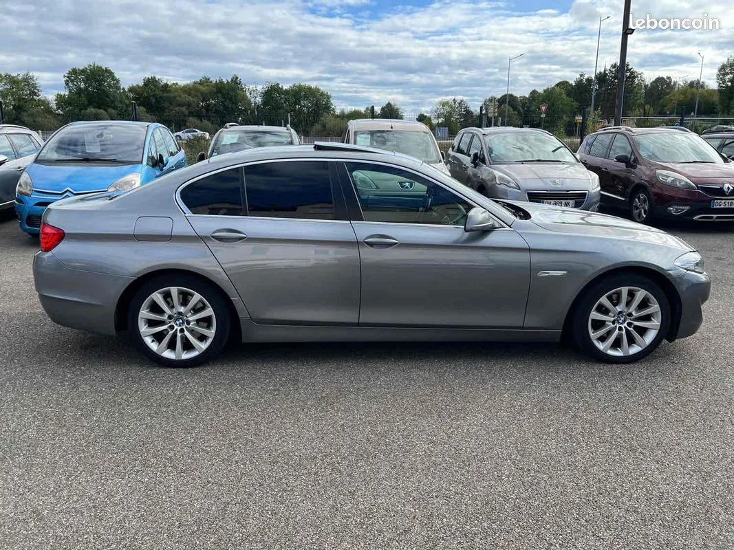 BMW 5 Series 2010 photo 4