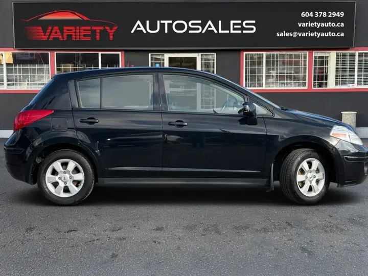 Nissan Versa 2009 photo 5