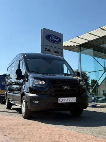 Ford Transit 2025 photo 2